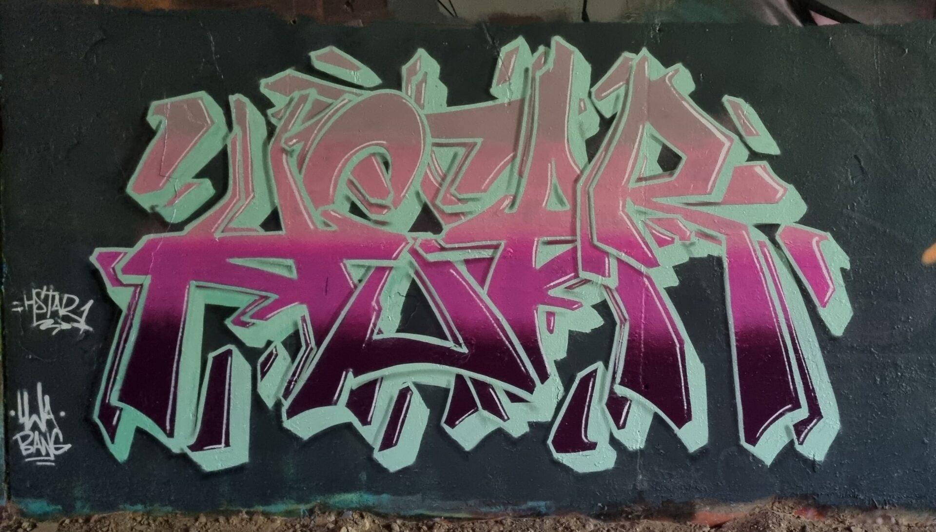 Wall-Graffiti-15