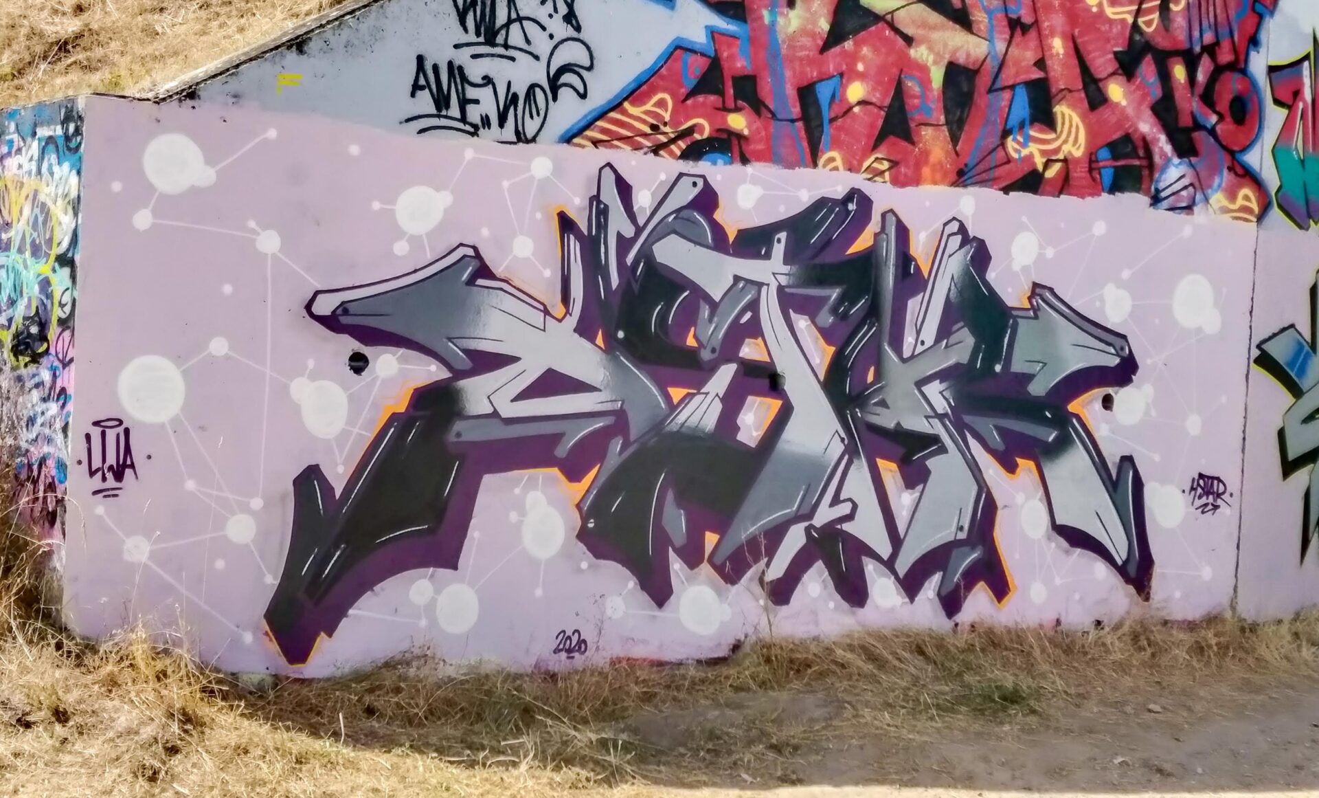 Wall-Graffiti-5